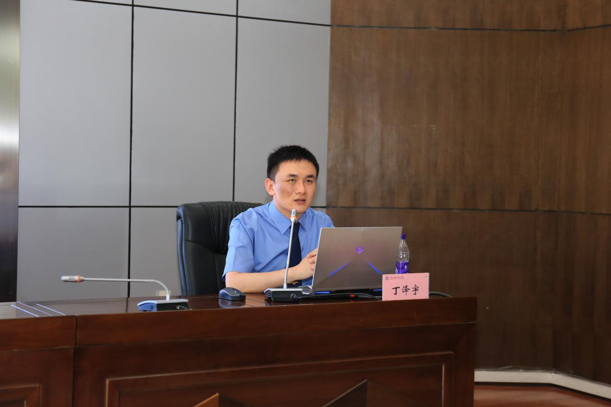 学校举办学生预防电信网络电信诈骗专题讲座